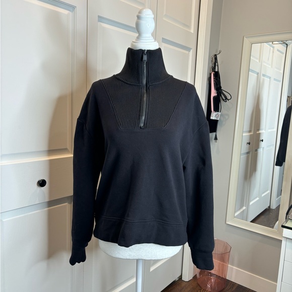 Athleta Retro plush Quarter zip - Picture 2 of 3